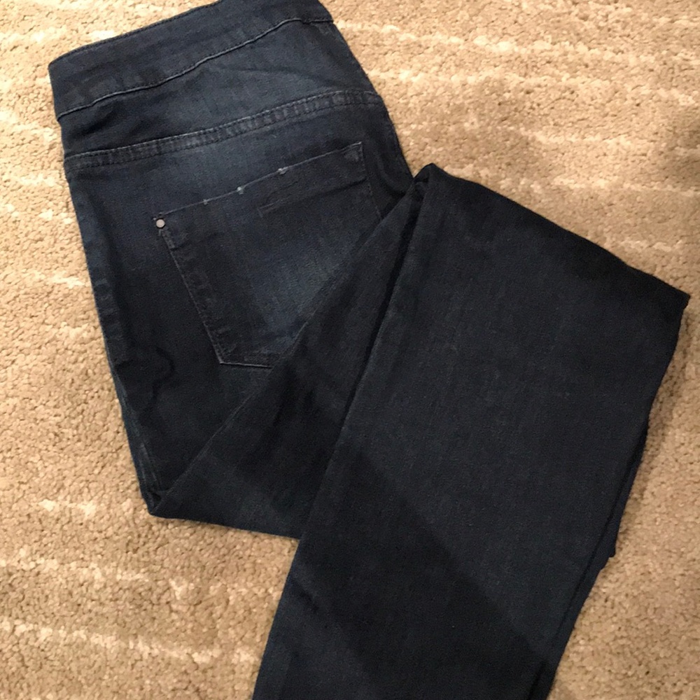 Stretchy skinny jeans